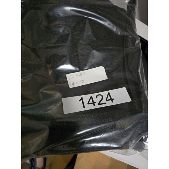 Jordache Premium Bootcut Jeans Size 16 Black Denim wardrobe staple classic goth - Picture 13 of 13